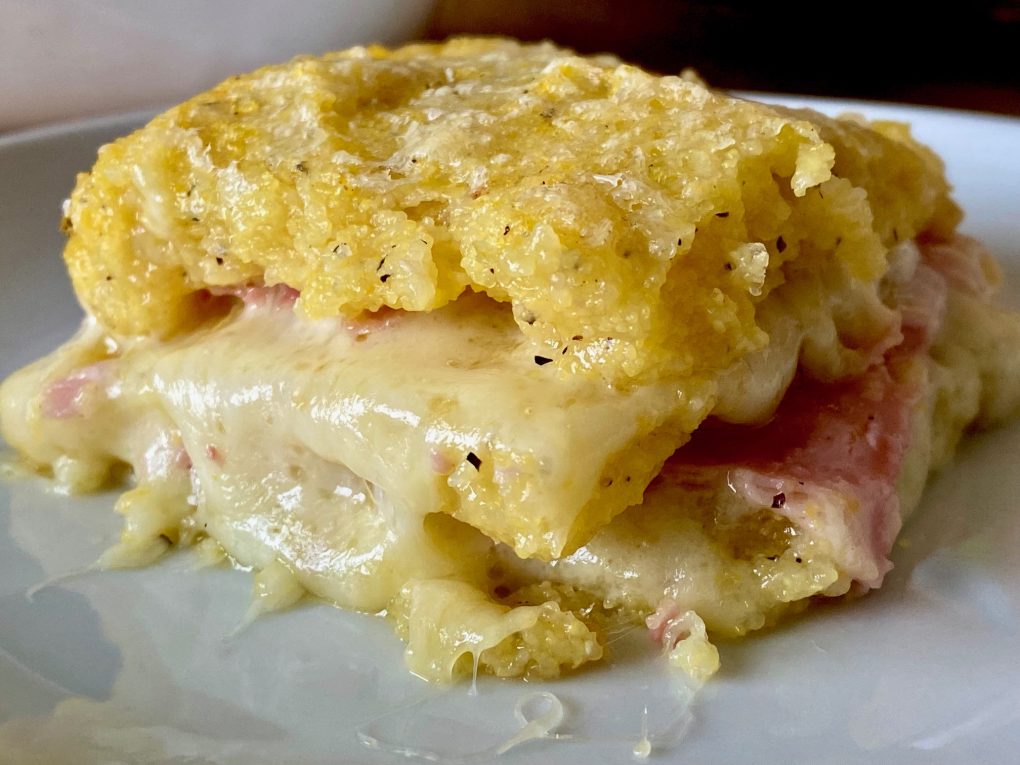 Polenta bake with Ham and Cheese