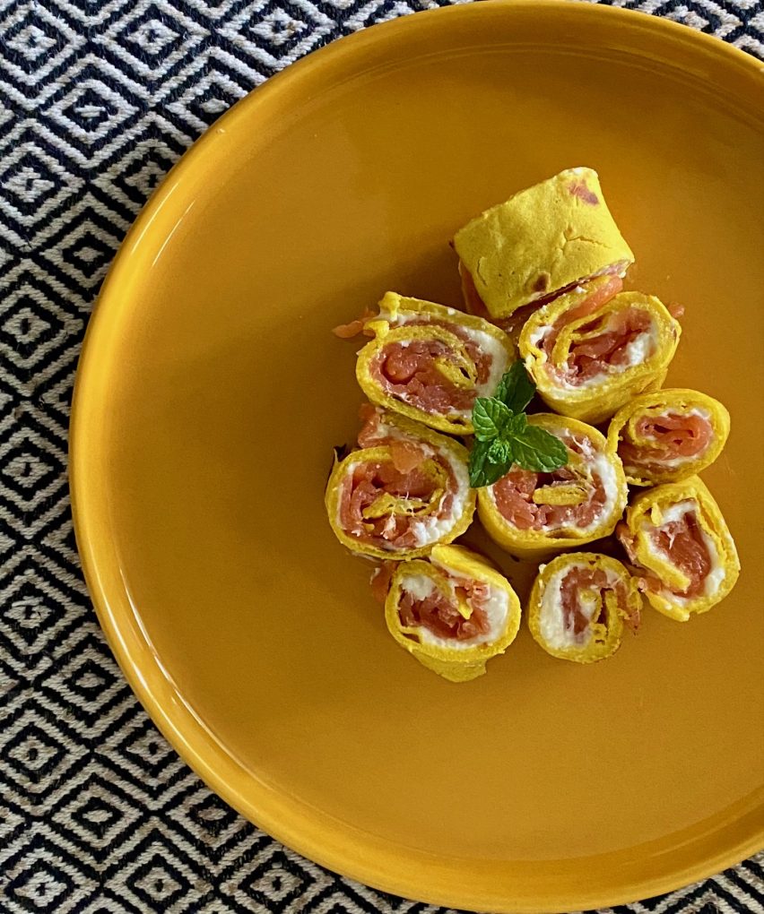 turmeric chickpea pinwheels with salmon and cream cheese